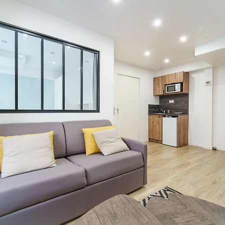 Parisian Flat With Sauna Екстер'єр фото