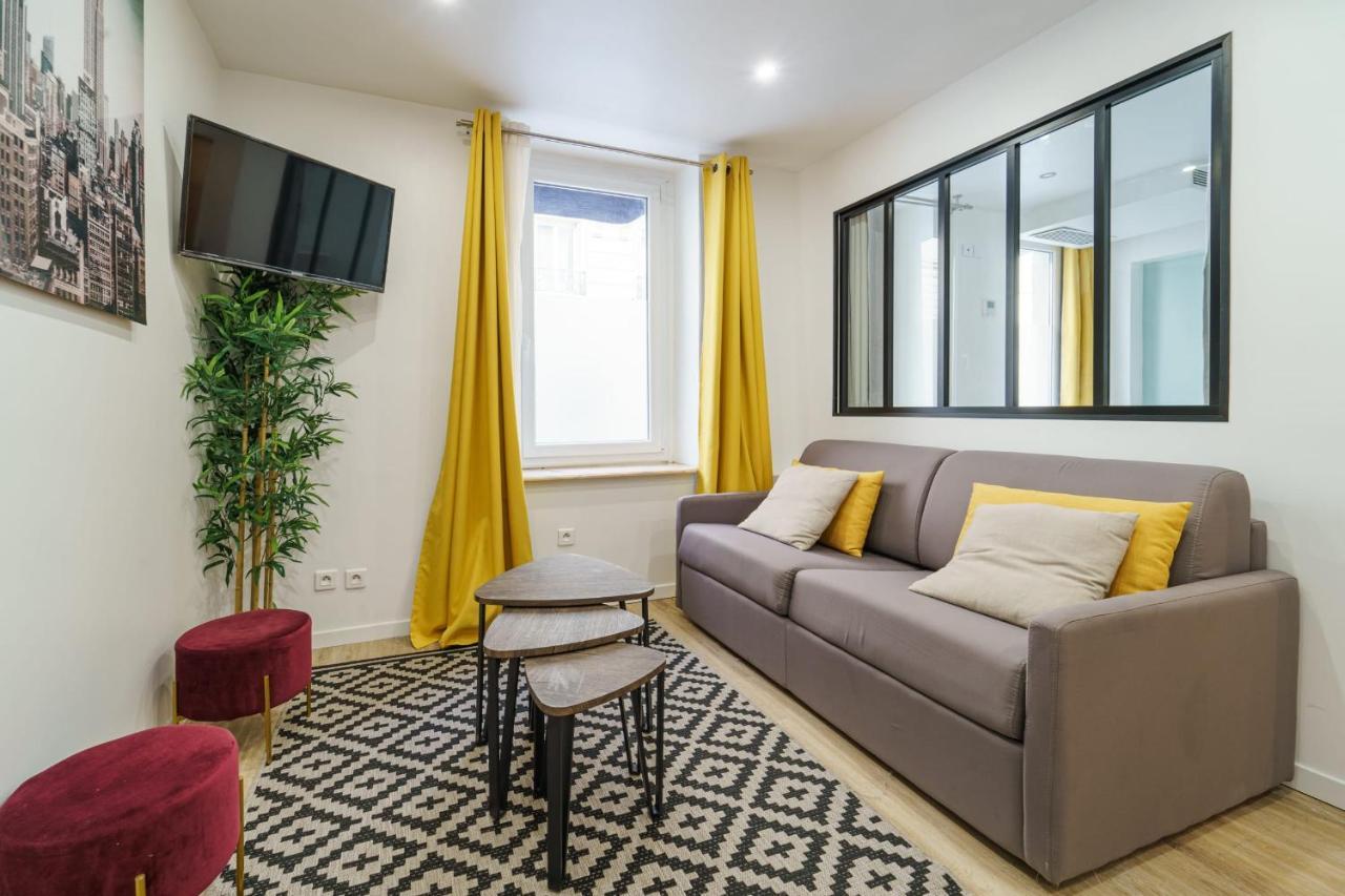 Parisian Flat With Sauna Екстер'єр фото